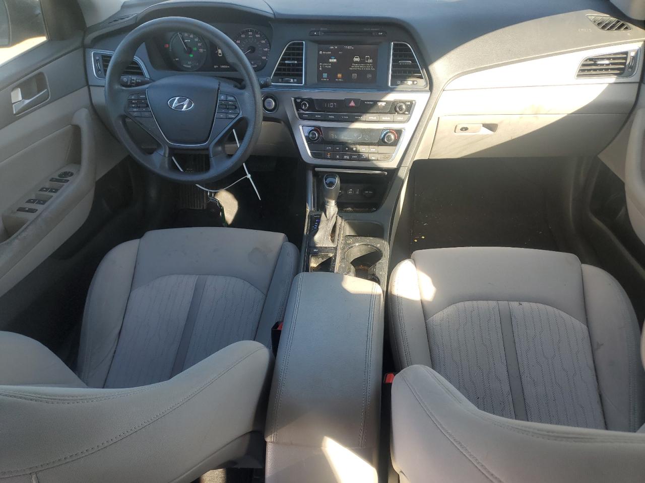 Hyundai SONATA Hybrid