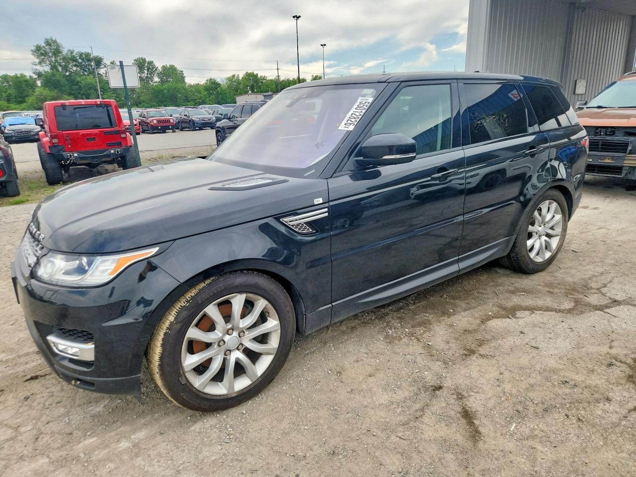 Salvage Land Rover Range Rover Image