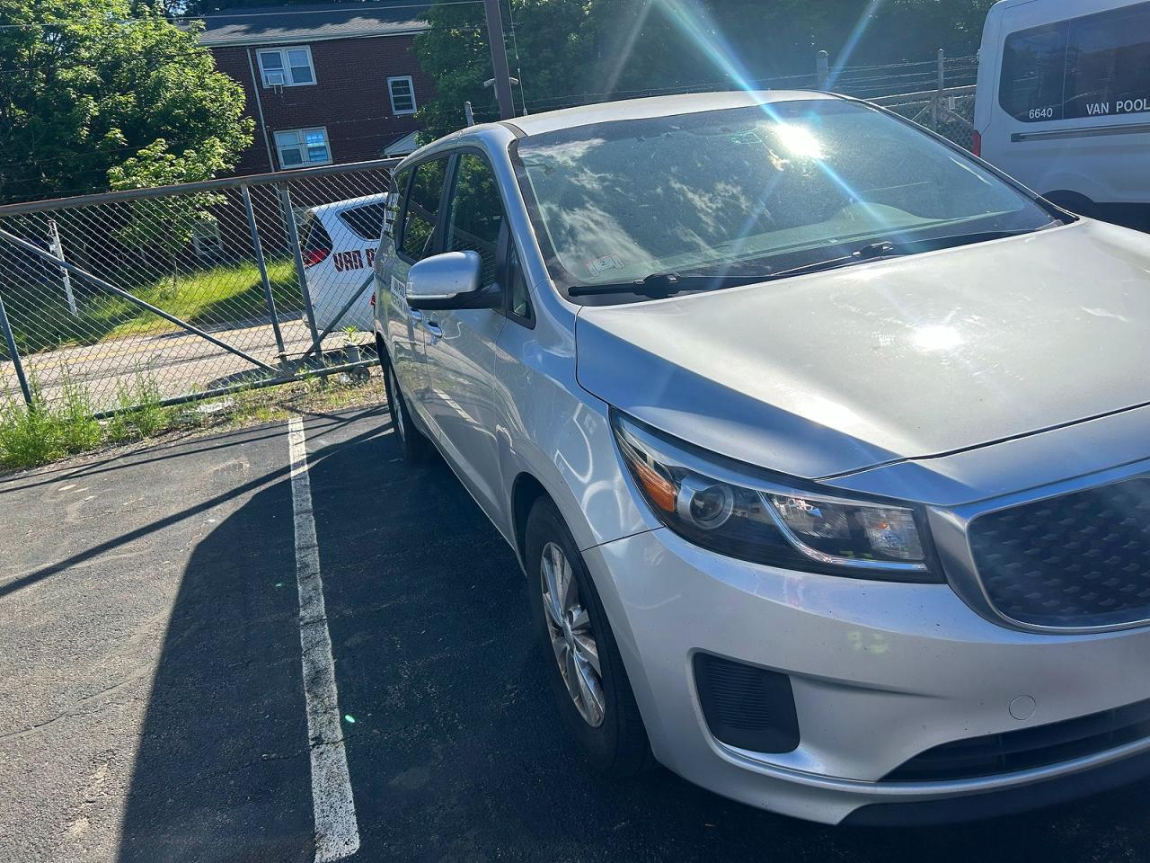 Kia Sedona Lx