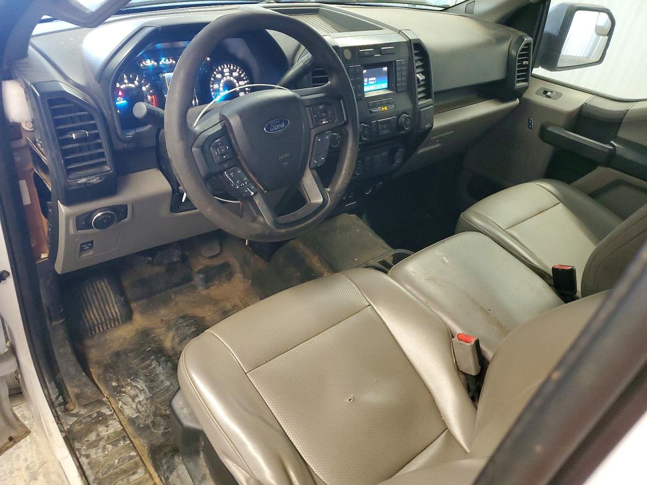 Ford F-150 Super Cab