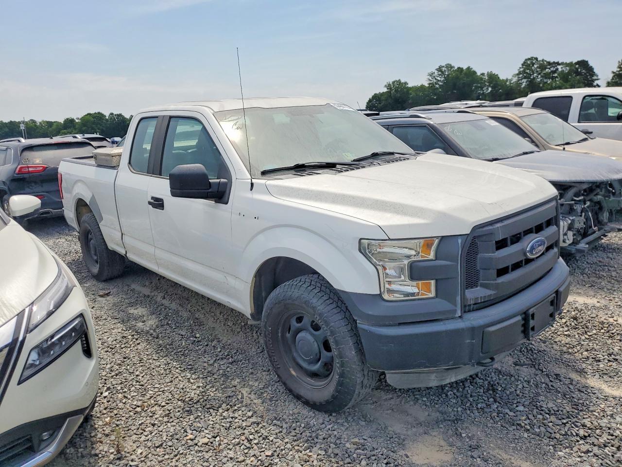 Ford F-150 Super Cab