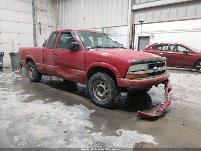 Salvage Chevrolet S-10 Image
