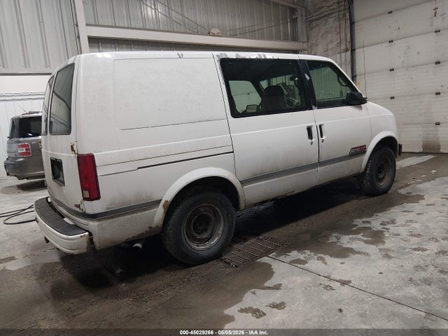 Chevrolet Astro