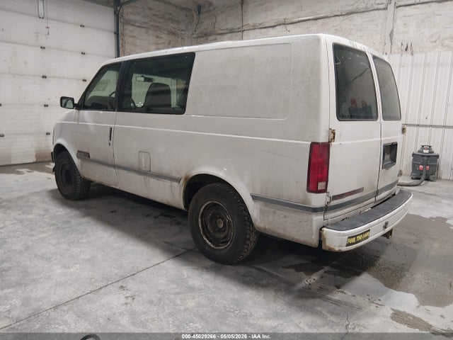 Chevrolet Astro