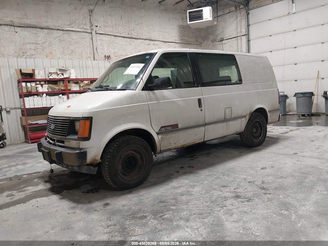 Chevrolet Astro
