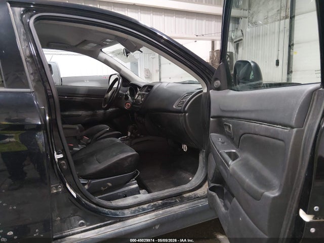 Mitsubishi Outlander Es