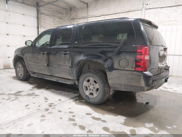 Chevrolet Suburban 1500 Ls