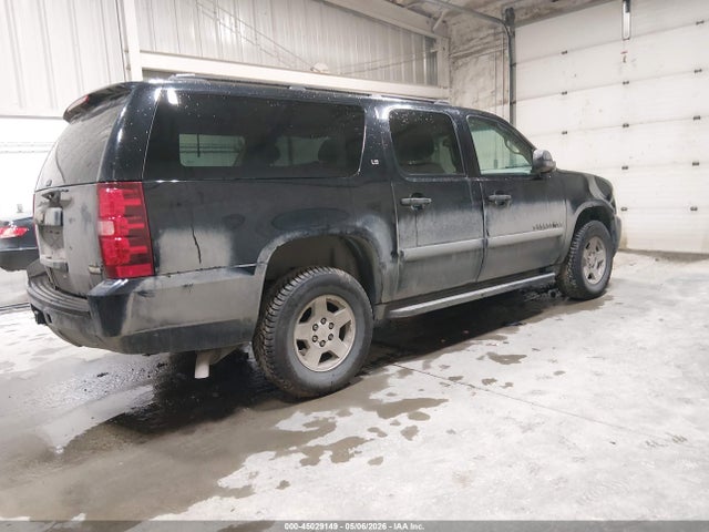 Chevrolet Suburban 1500 Ls