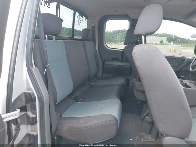 Nissan Titan Xe