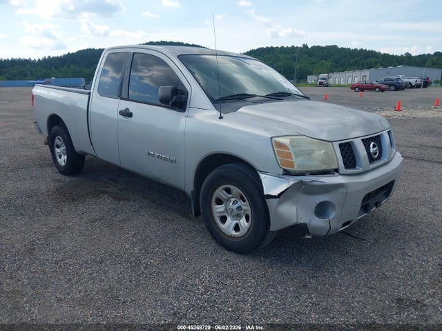 Salvage Nissan Titan Image