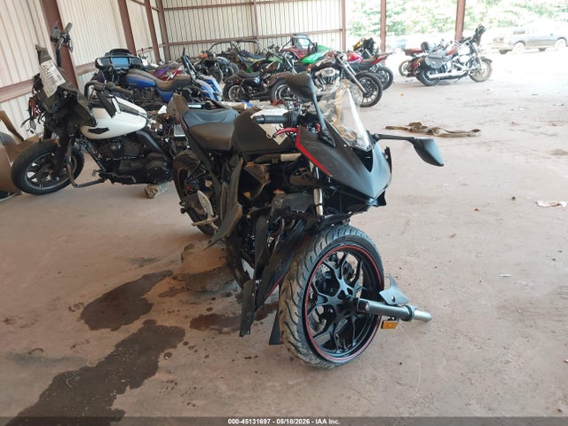 Salvage Yamaha Yzfr3 Image
