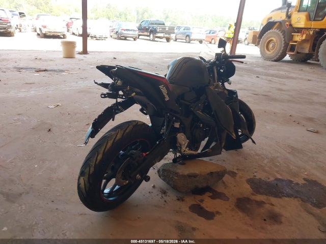 Yamaha Yzfr3