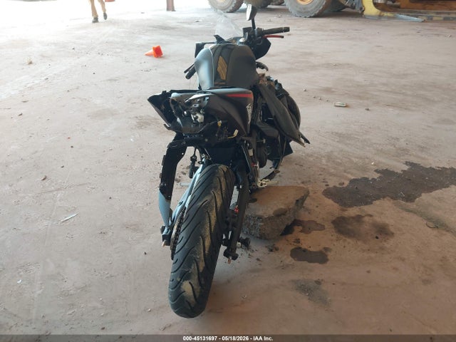 Yamaha Yzfr3