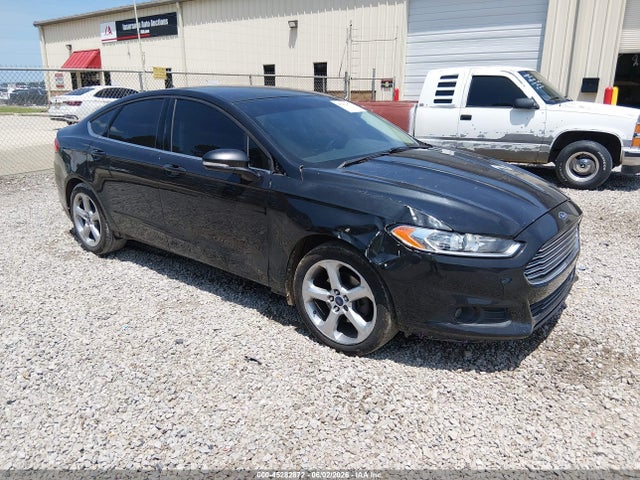 Salvage Ford Fusion Image