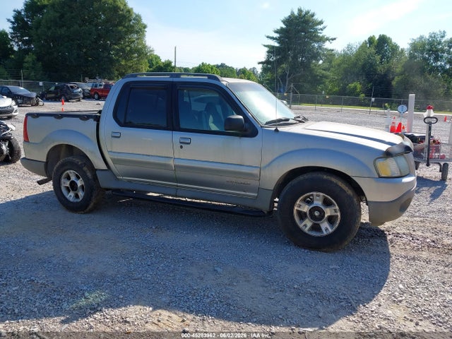 Salvage Ford Explorer Image