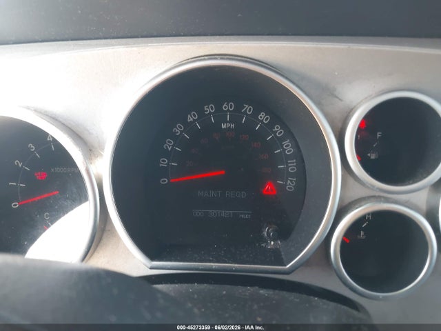 Toyota Sequoia Limited 5.7l V8