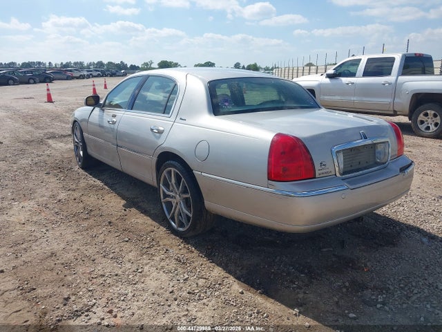 Lincoln Towncar Ultimate