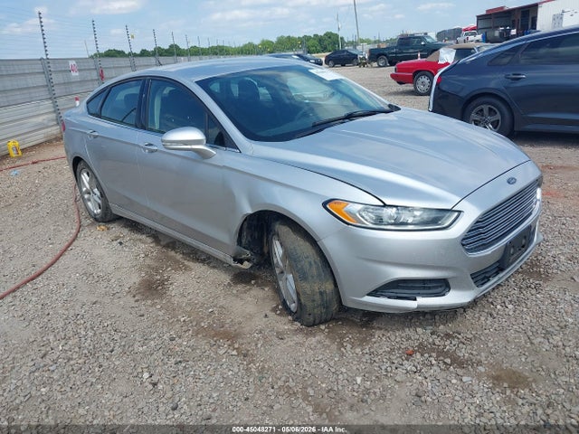 Salvage Ford Fusion Image