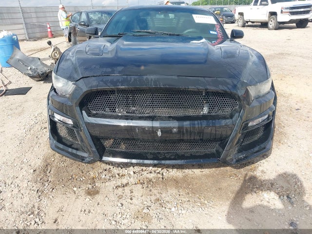 Ford Mustang V6