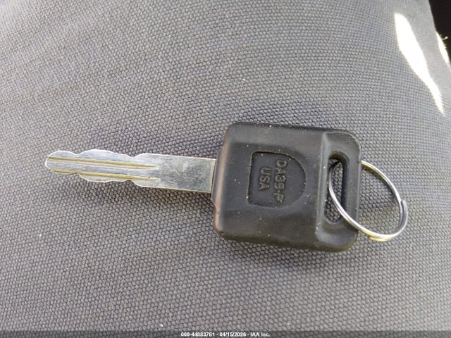 Nissan Versa 1.6 S+