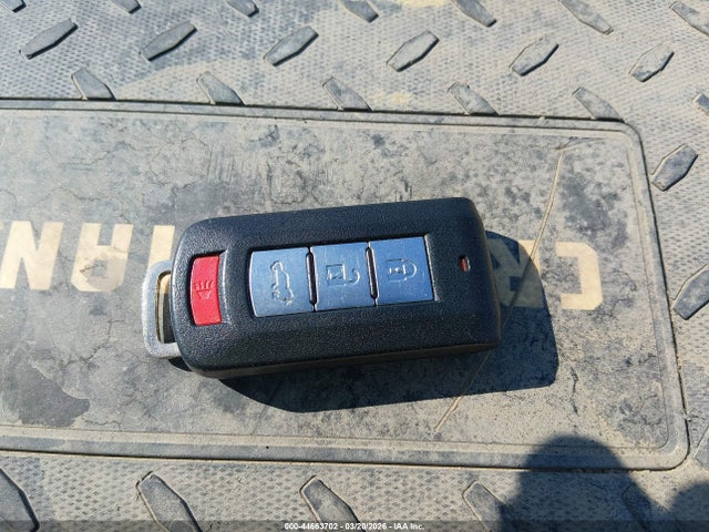 Mitsubishi Outlander Se
