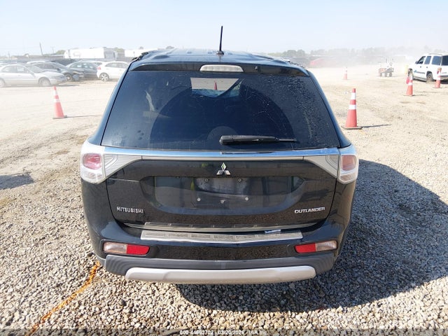 Mitsubishi Outlander Se