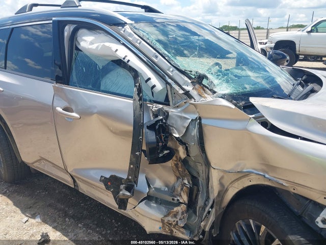 Nissan Rogue Platinum Intelligent Awd