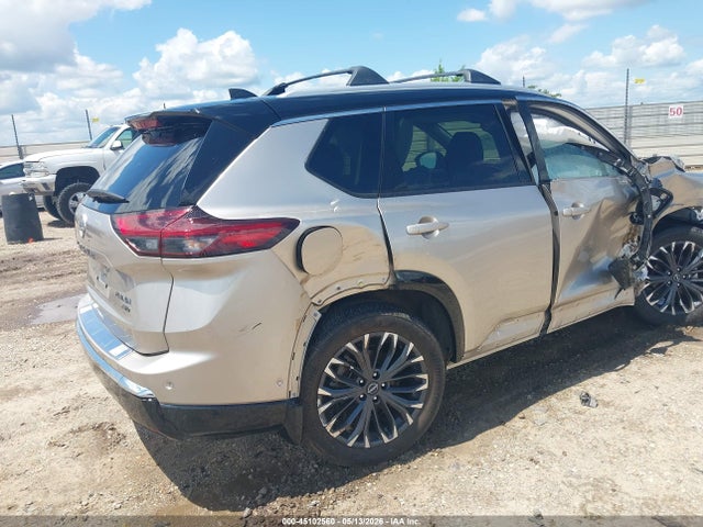 Nissan Rogue Platinum Intelligent Awd