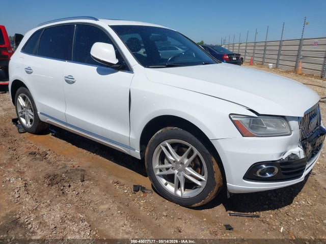 Salvage Audi Q5 Image