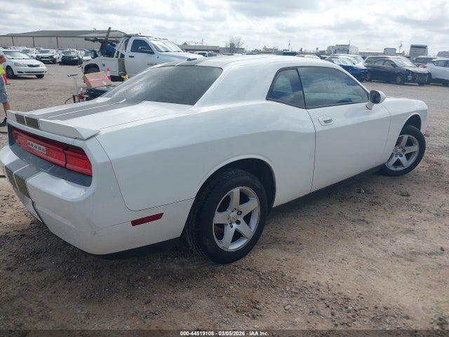Dodge Challenger Se