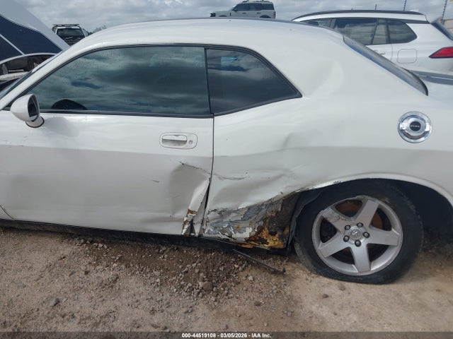 Dodge Challenger Se