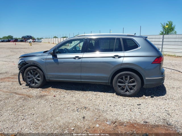 Volkswagen Tiguan 2.0t Se