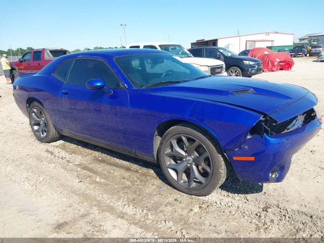 Salvage Dodge Challenger Image