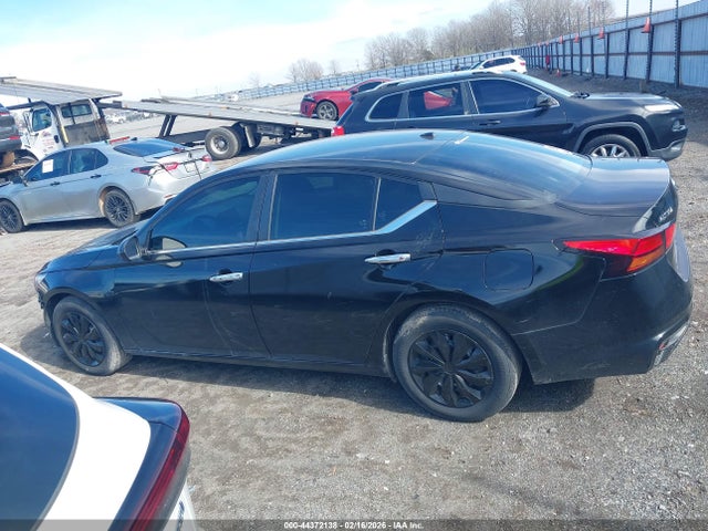 Nissan Altima S Fwd