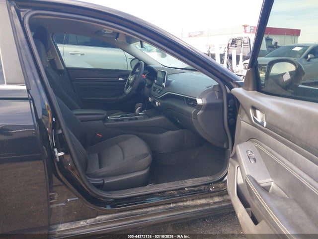 Nissan Altima S Fwd