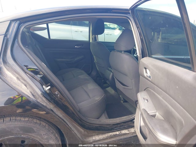 Nissan Altima S Fwd