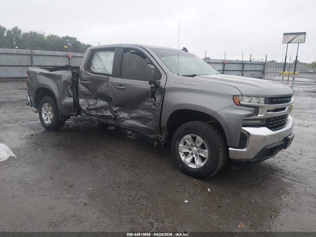 Salvage Chevrolet Silverado 1500 Image