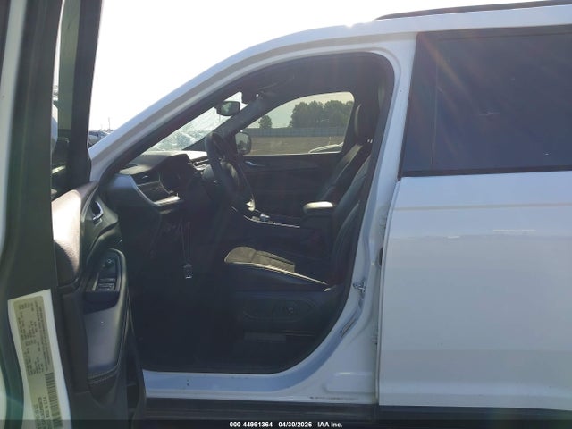 Jeep Grand Cherokee Altitude X 4x2