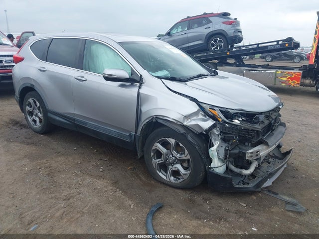 Salvage Honda CR-V Image