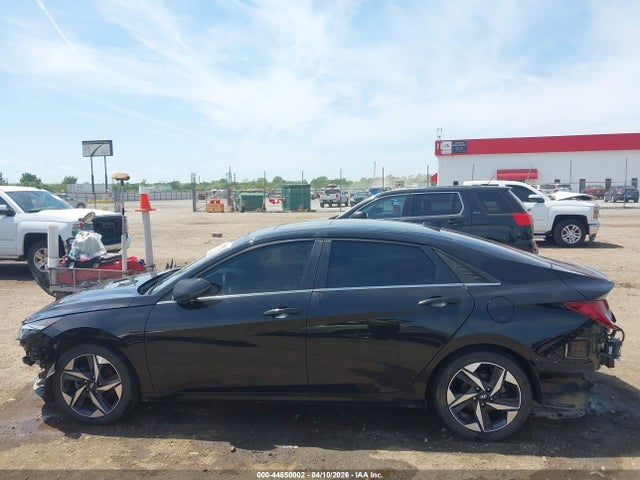 Hyundai ELANTRA Limited