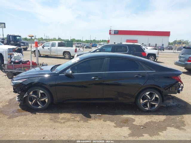 Hyundai ELANTRA Limited