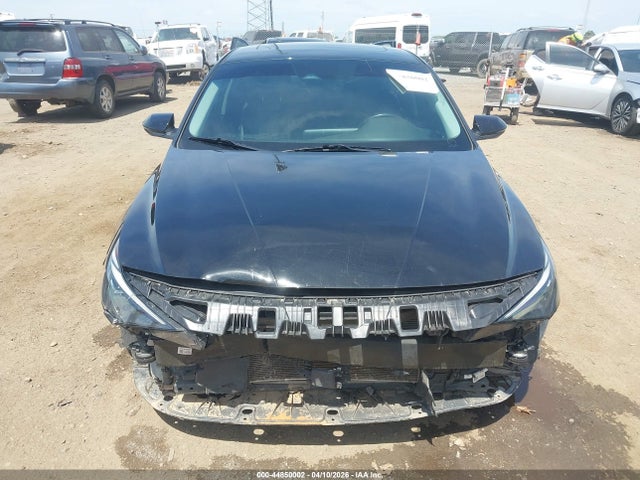Hyundai ELANTRA Limited