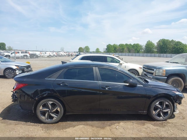 Hyundai ELANTRA Limited
