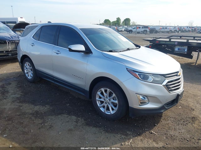 Salvage Chevrolet Equinox Image