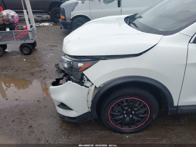 Nissan Rogue S Fwd Xtronic Cvt