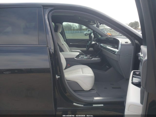 Cadillac Escalade Sport