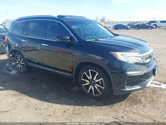Salvage Honda Pilot Image