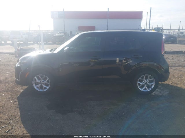 Kia Soul Lx