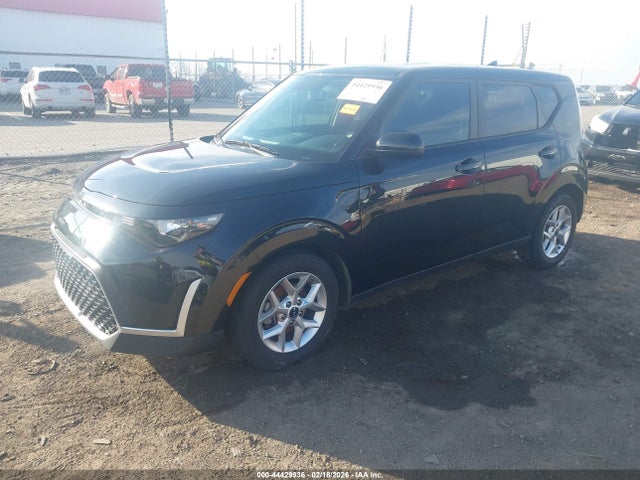 Kia Soul Lx