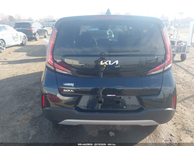 Kia Soul Lx